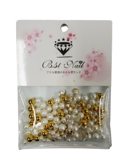Mixed Diamond/Pearl Nail Decorations (Gold)